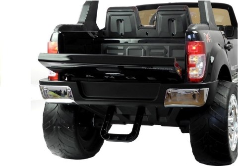 Auto na akumulator Ford czarny 4x4 2,4G Auto na akumulator Ford czarny 4x4 2,4G